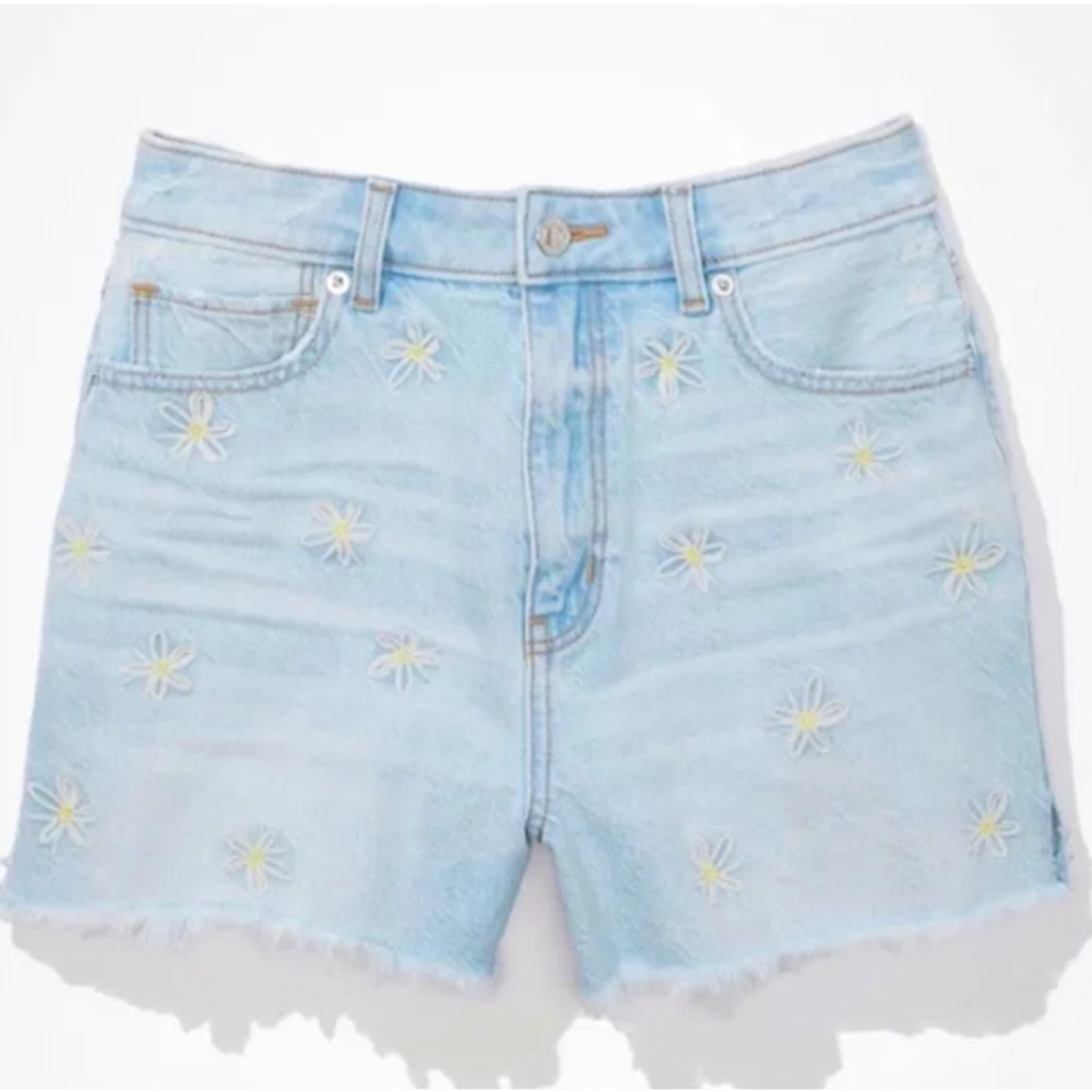 American Eagle Daisy Print Embroidered Cut Off Mom Shorts Size 10 EUC